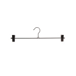 Sort buksehenger i metall. Regulerbar i lengde. L=40 cm B=27 mm